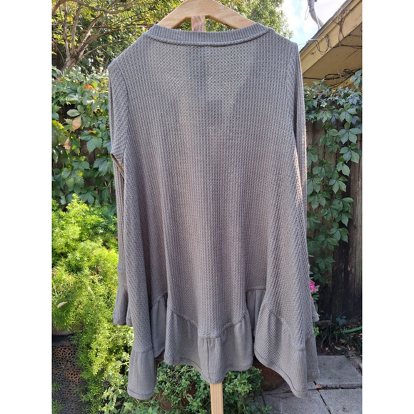Free People Olive Stone Green Waffle Knit Ruffle Tunic Top XS NWT - Picture 6 of 12